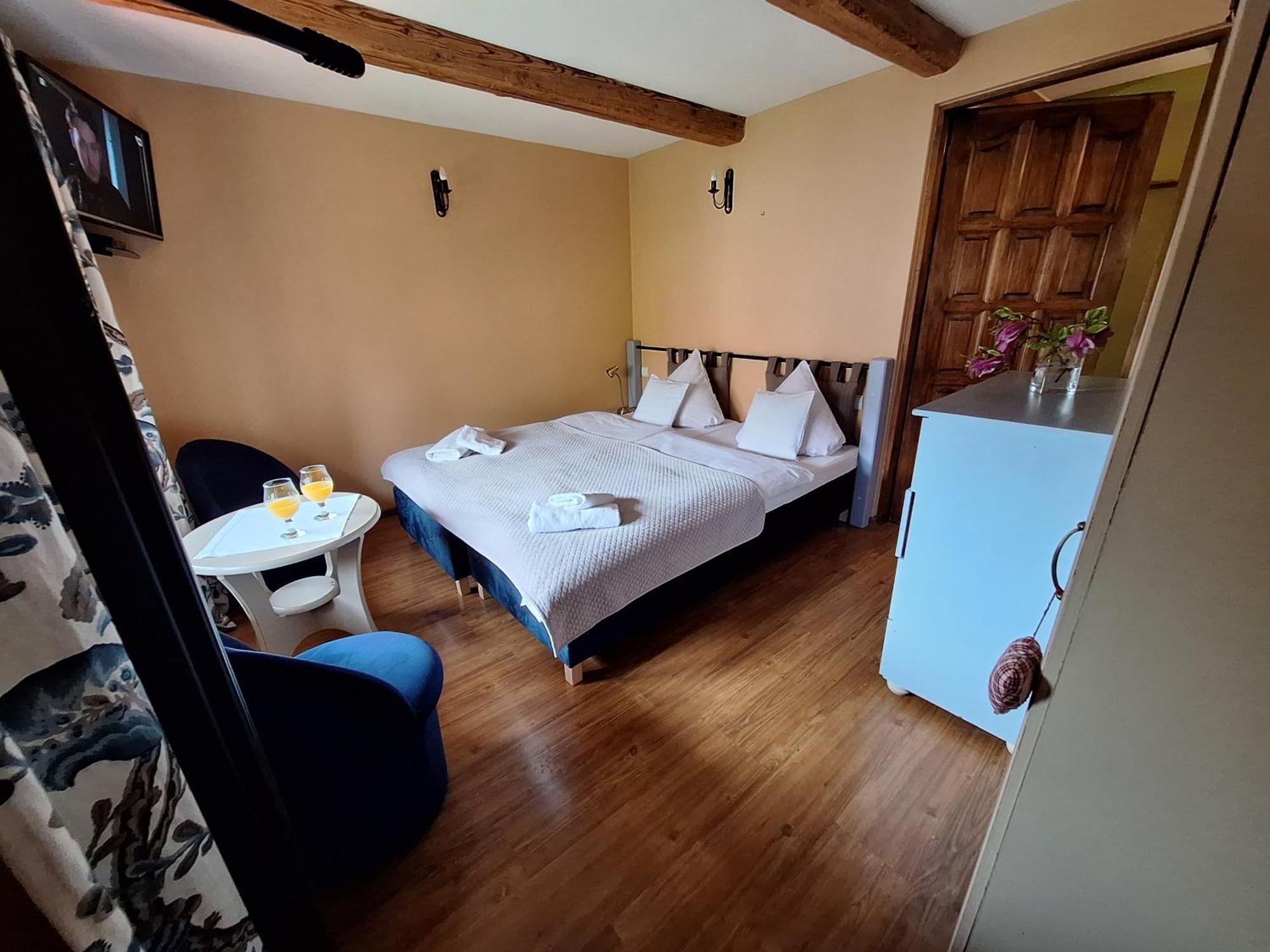 פיצ'ובויצה Apartamenty I Pokoje Aneta מראה חיצוני תמונה
